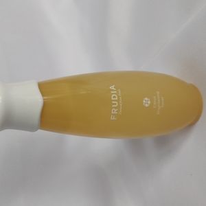 Frudia derived from fruit citrus brightening toner